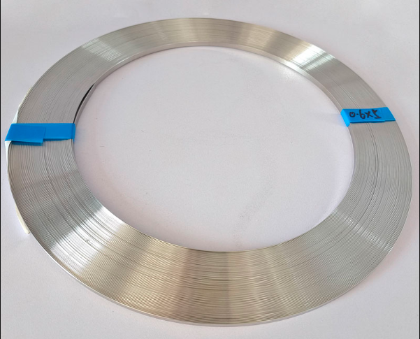 Quels sont les avantages de la bande d’acier inoxydable haute performance ?